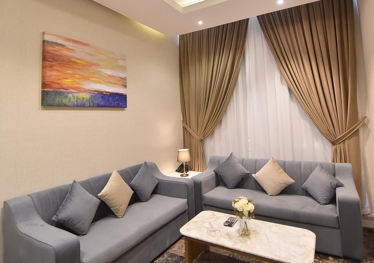 Rihanna Hotel Apartment Kuwait City Bagian luar foto