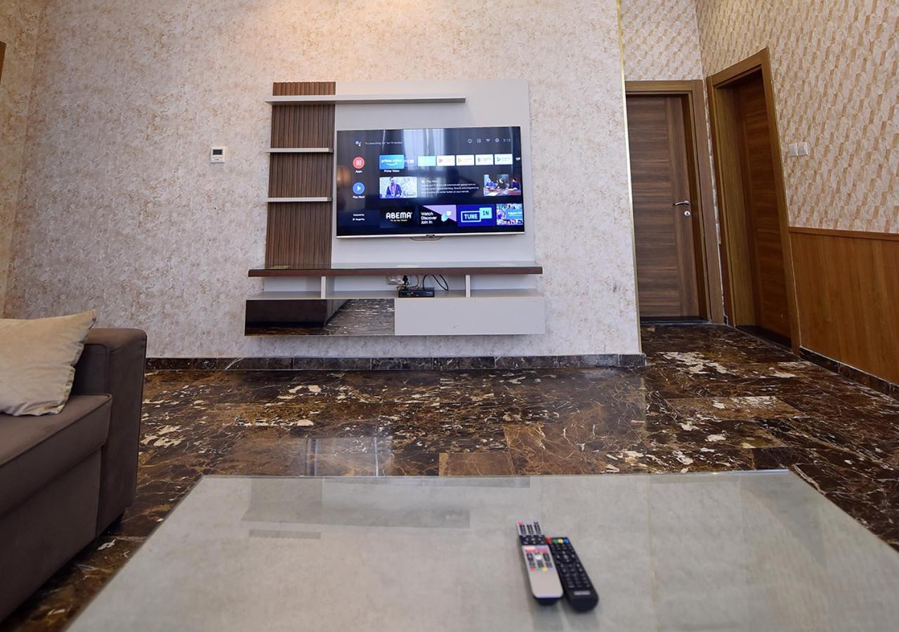 Rihanna Hotel Apartment Kuwait City Bagian luar foto