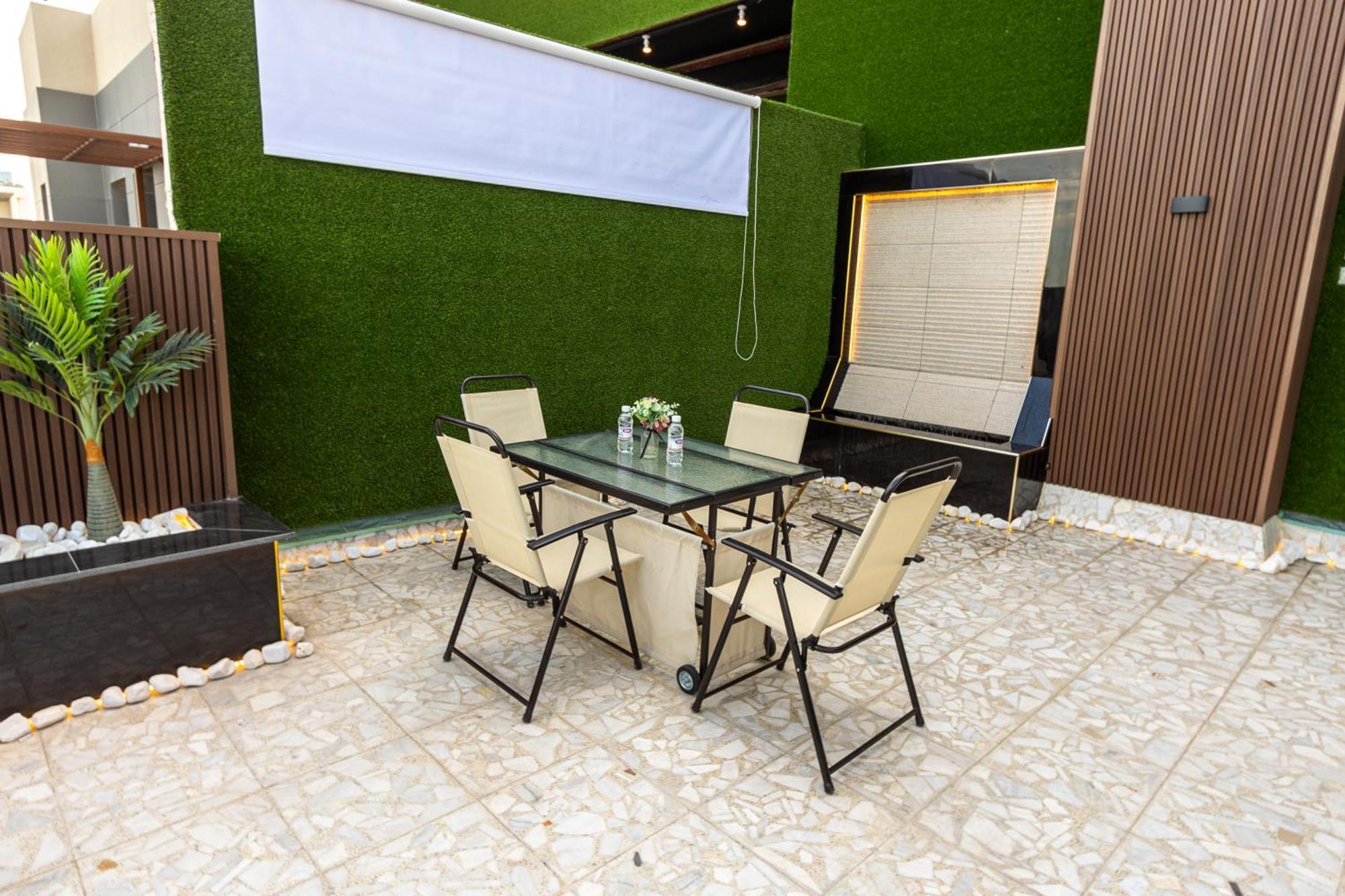 Rihanna Hotel Apartment Kuwait City Bagian luar foto
